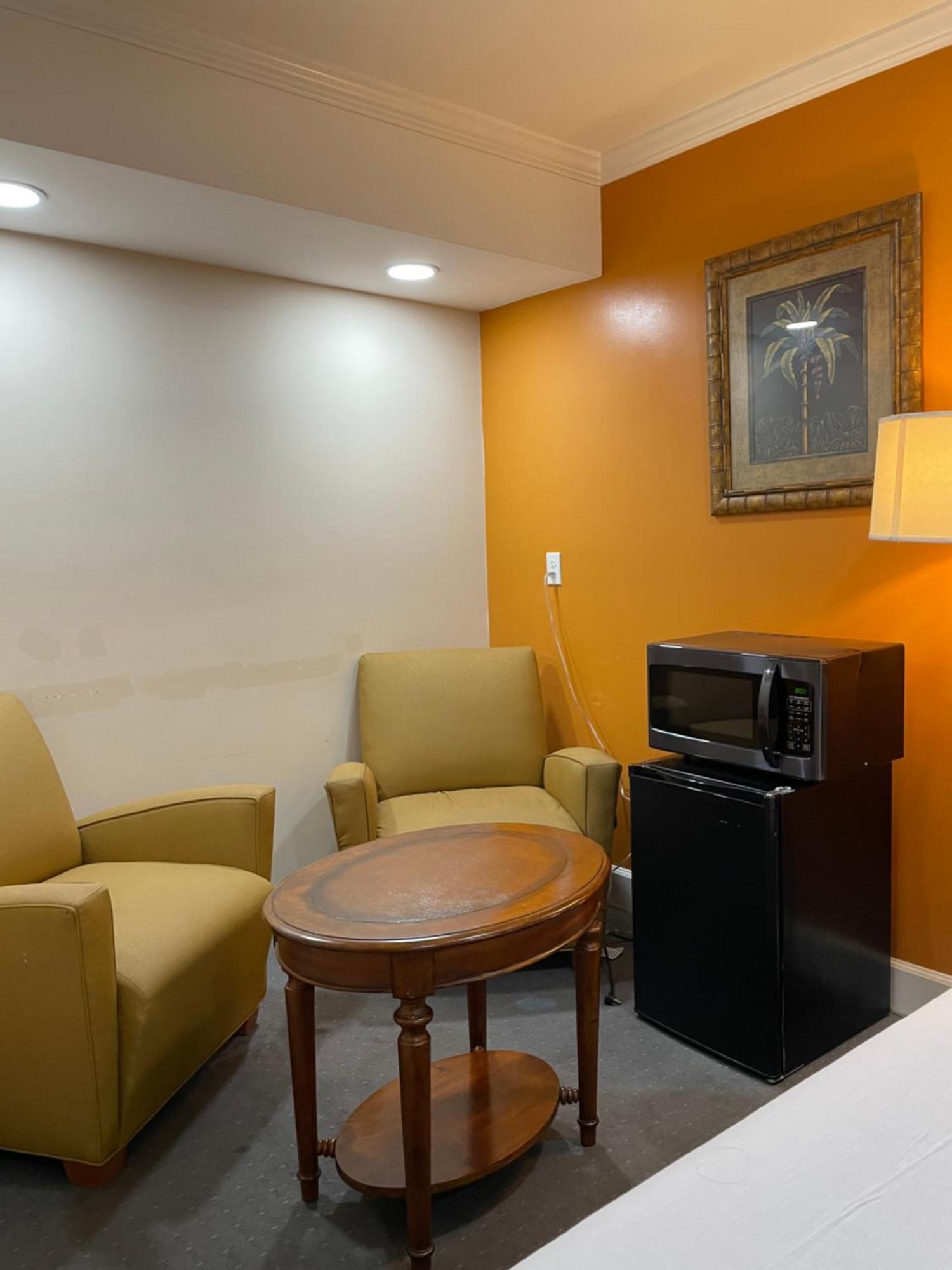 Howard Johnson By Wyndham Ridgecrest, Ca Buitenkant foto
