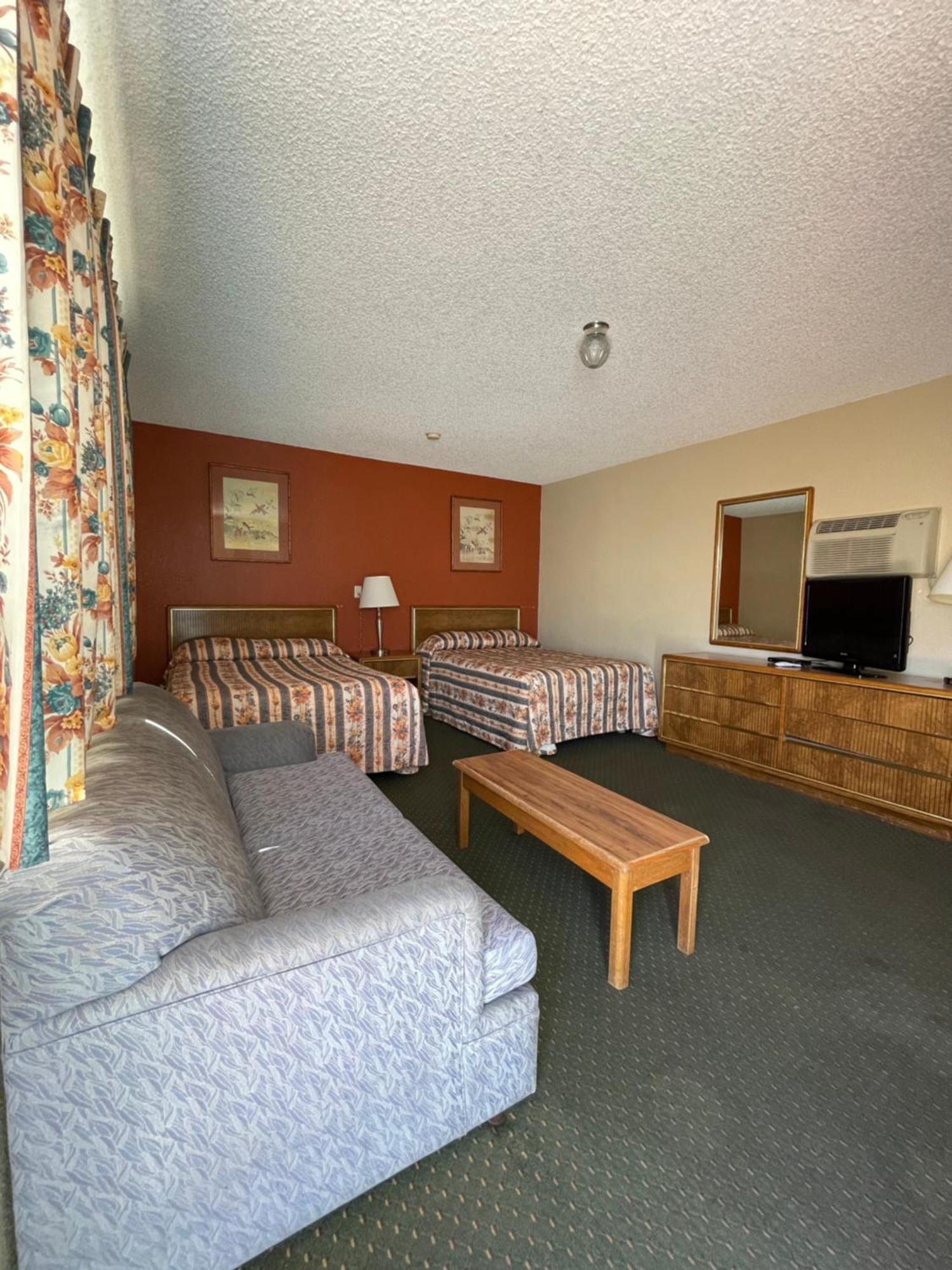 Howard Johnson By Wyndham Ridgecrest, Ca Buitenkant foto