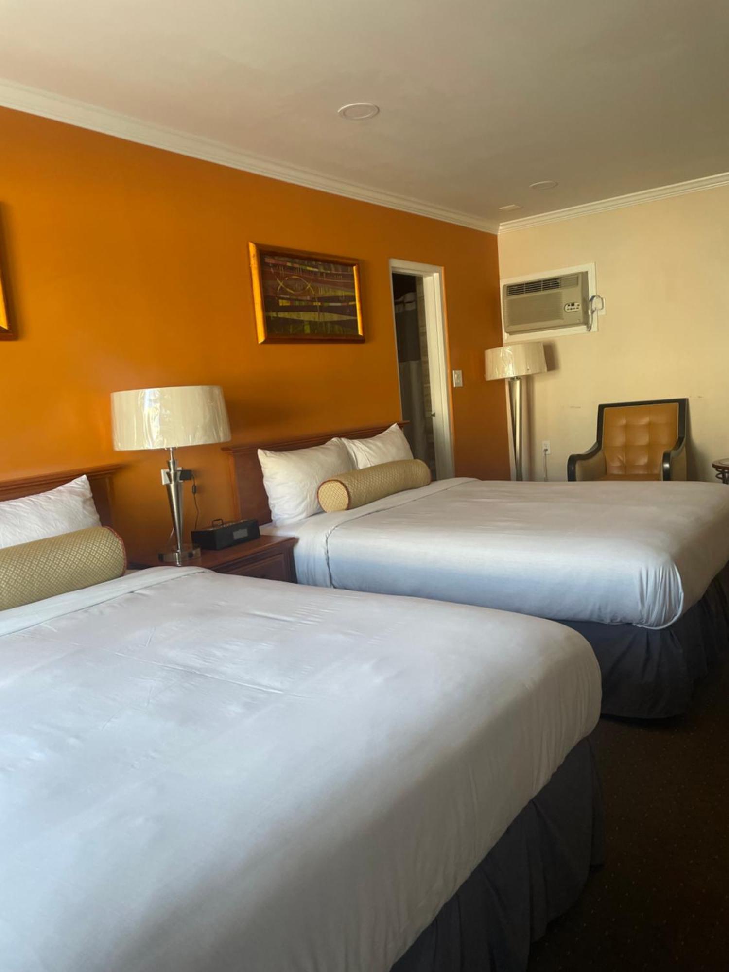Howard Johnson By Wyndham Ridgecrest, Ca Buitenkant foto